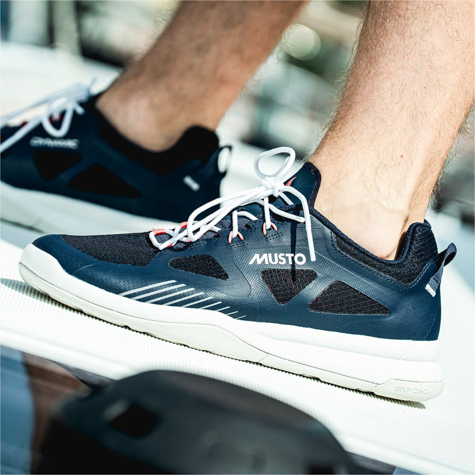 2026 Musto Mens Dynamic Race Trainer 86998 - Navy / Off White